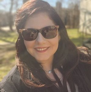 Meet your Posher, Ashley